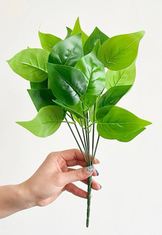 plante feuille artificielle avec 7 branche à piquer